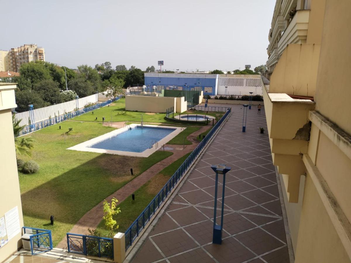 Estudio Fibes-Lux Sevilla Екстер'єр фото